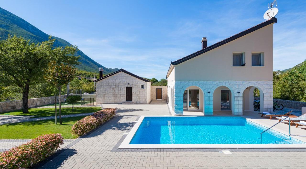 Villa Salvia Zagvozd Екстериор снимка