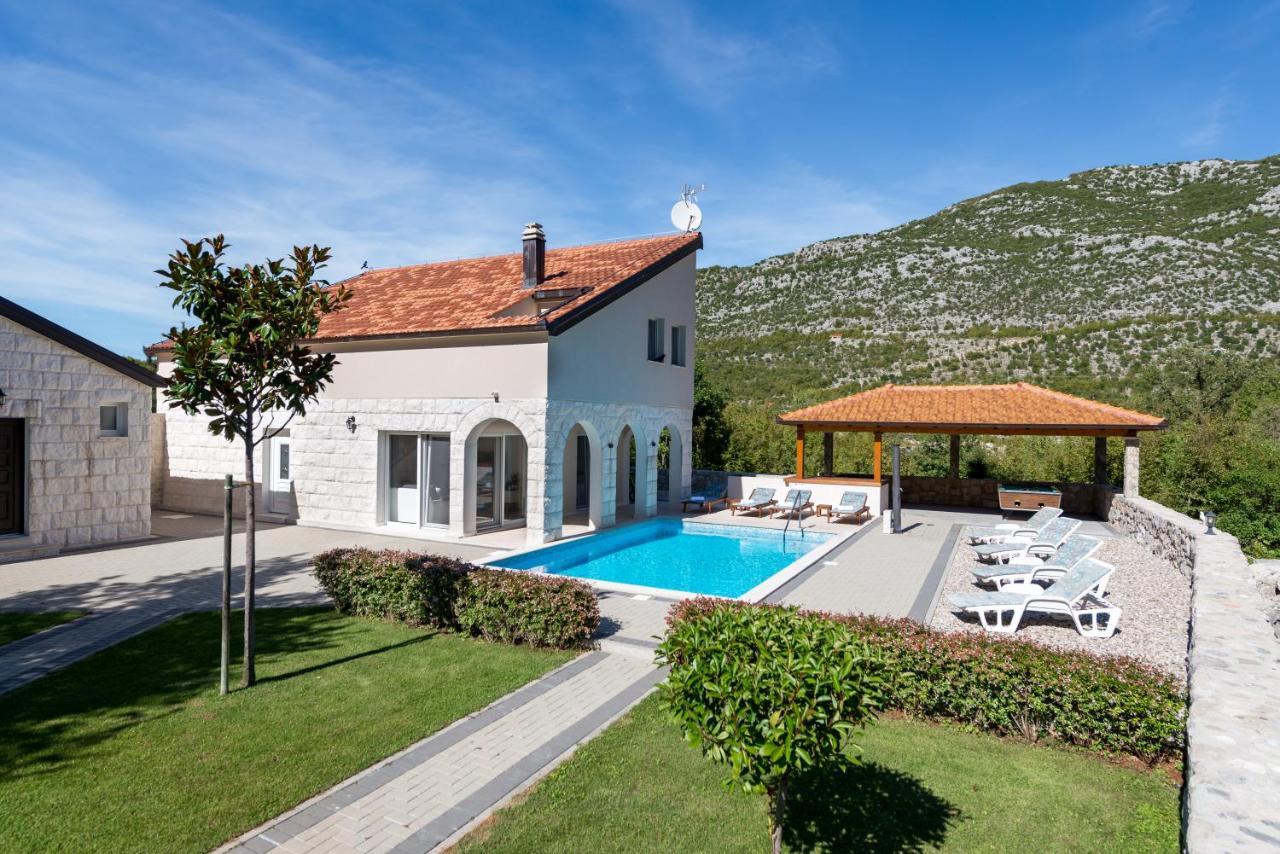 Villa Salvia Zagvozd Екстериор снимка